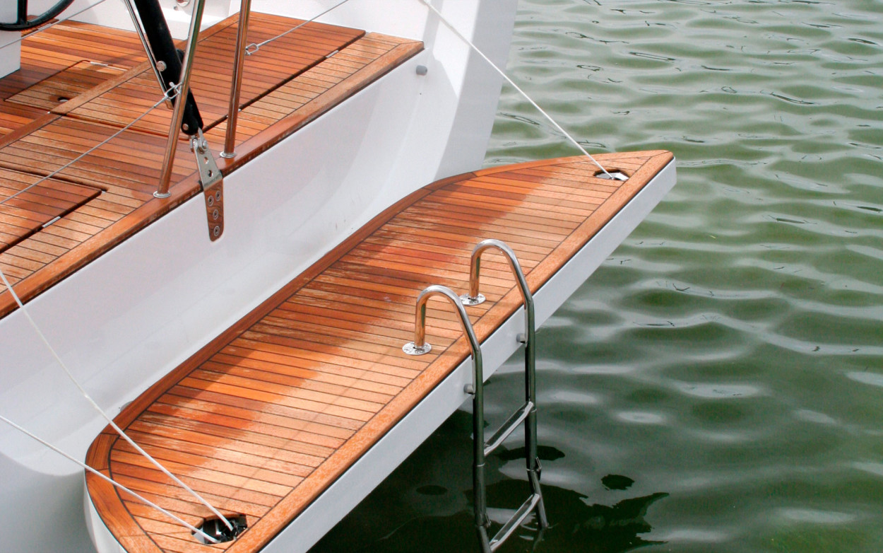 Swimming platforms make the best of every inch of your boat!